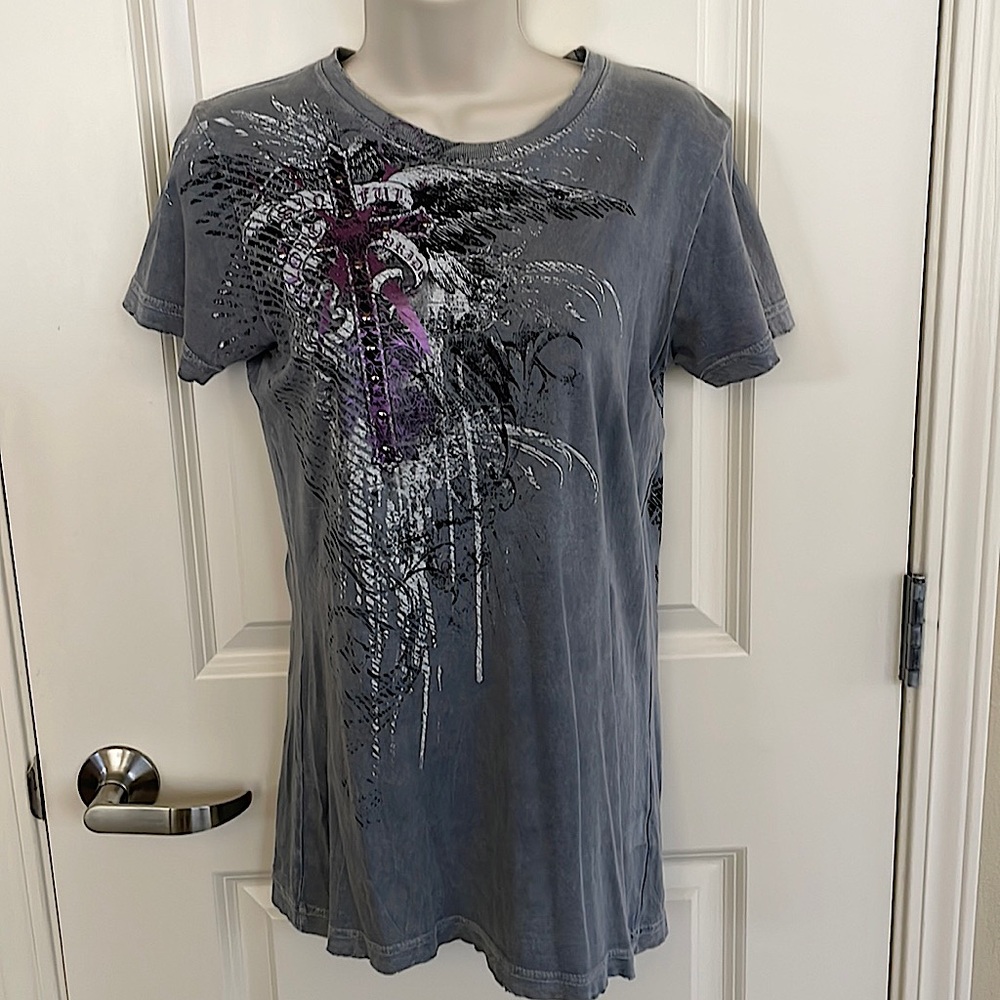 Sinful Graphic T - Medium